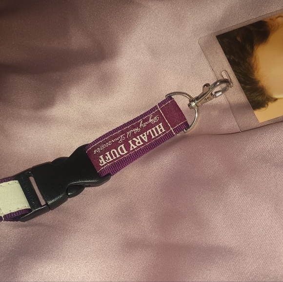 Hilary Duff 2007 Dignity World Tour - Picture 2 of 8